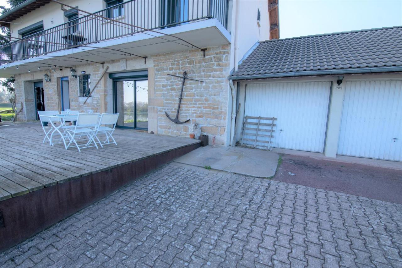 Cabana & Voie Bleue - Bord De Saone Saint-Martin-Belle-Roche Exterior photo