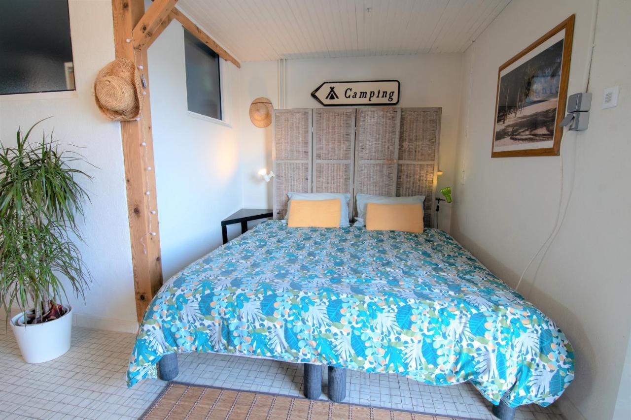 Cabana & Voie Bleue - Bord De Saone Saint-Martin-Belle-Roche Exterior photo